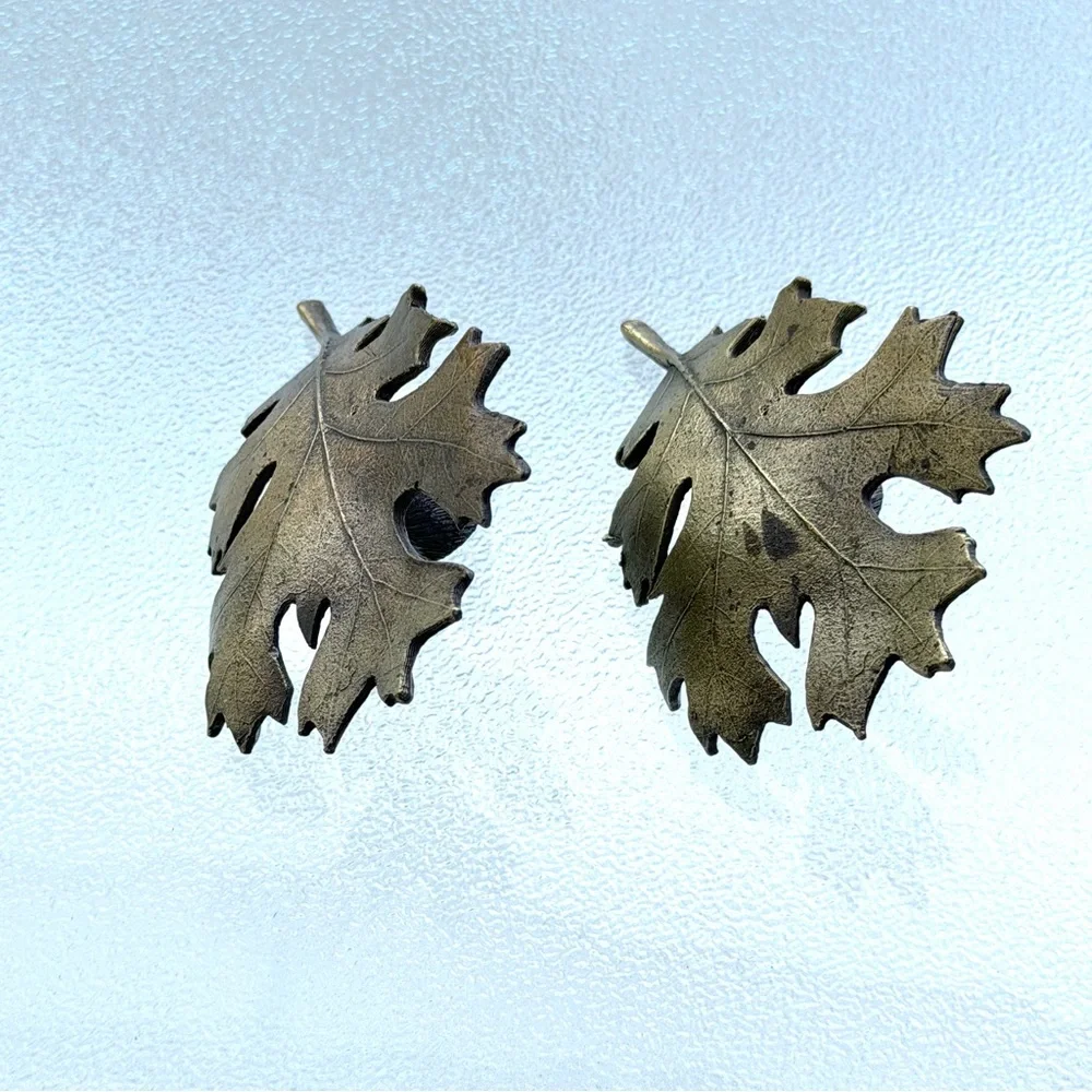 Oak Leaf Curtain Pullbacks Bronze Tone Metal